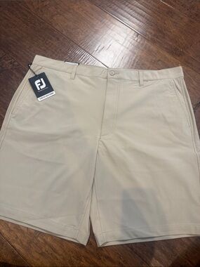 FootJoy Men's Flat Front Golf Shorts - Khaki